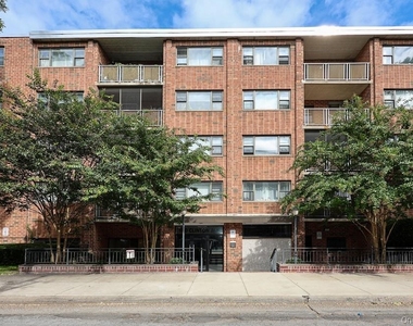 100 Clinton Avenue - Photo Thumbnail 1