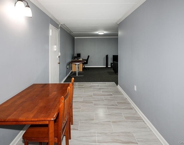 100 Clinton Avenue - Photo Thumbnail 5