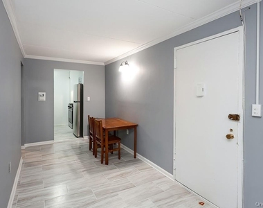 100 Clinton Avenue - Photo Thumbnail 4