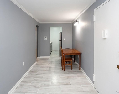 100 Clinton Avenue - Photo Thumbnail 3