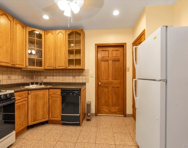 71-39 Nansen Street - Photo Thumbnail 7