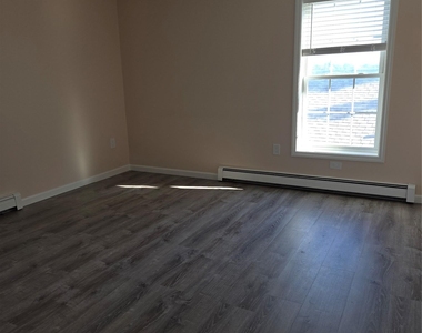419 Garden Avenue - Photo Thumbnail 15