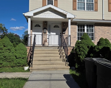 419 Garden Avenue - Photo Thumbnail 1