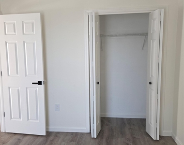 419 Garden Avenue - Photo Thumbnail 17