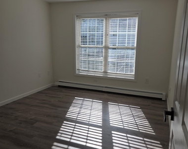 419 Garden Avenue - Photo Thumbnail 13