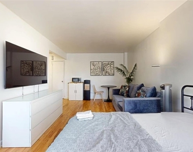 84-50 169th Street - Photo Thumbnail 12