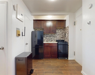 84-50 169th Street - Photo Thumbnail 6