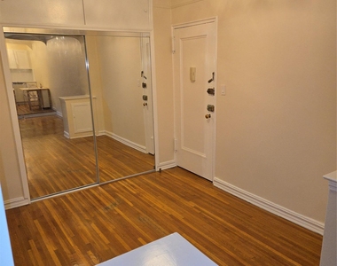 99-45 67 Road - Photo Thumbnail 7