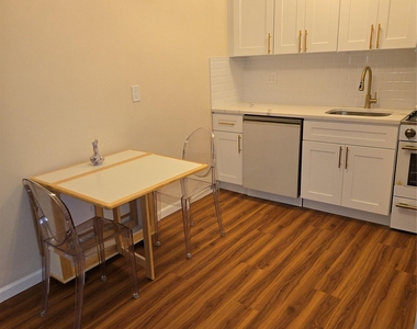 99-45 67 Road - Photo Thumbnail 5