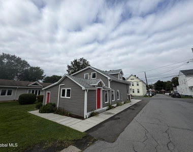 27 7th Street Street - Photo Thumbnail 4