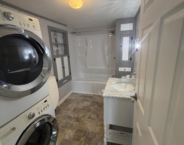 27 7th Street Street - Photo Thumbnail 16