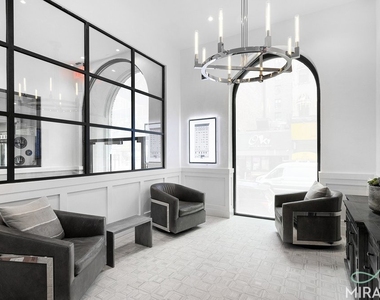 132 E 45th Street - Photo Thumbnail 7