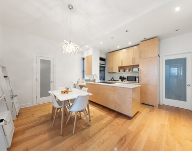 615 W 113th Street - Photo Thumbnail 3