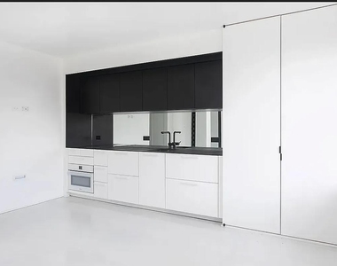 237 Madison Avenue - Photo Thumbnail 1