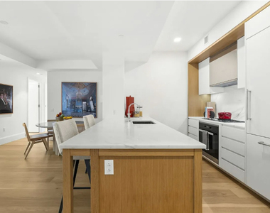 368 3rd Avenue - Photo Thumbnail 2