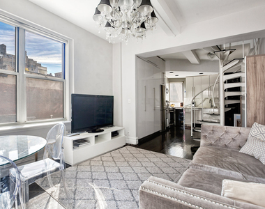 126 W 73rd Street - Photo Thumbnail 1