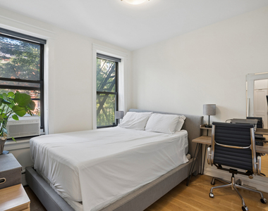 342 W 21st Street - Photo Thumbnail 2