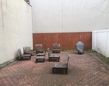 605 Vanderbilt Avenue - Photo Thumbnail 3