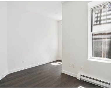 231 Sullivan Street - Photo Thumbnail 9