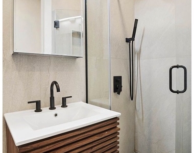 231 Sullivan Street - Photo Thumbnail 10