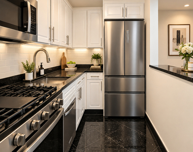 East 79th Street - Photo Thumbnail 4