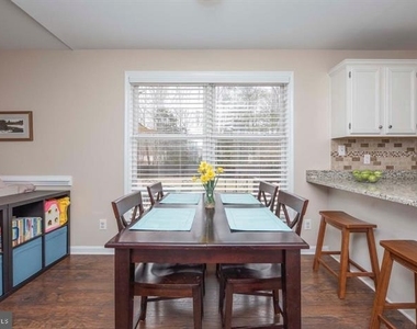 2049 Aquia Drive - Photo Thumbnail 14
