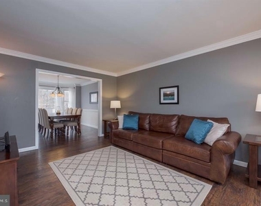 2049 Aquia Drive - Photo Thumbnail 7