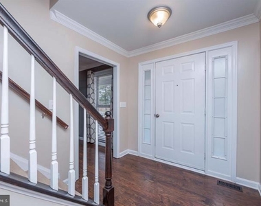 2049 Aquia Drive - Photo Thumbnail 4