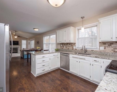 2049 Aquia Drive - Photo Thumbnail 11