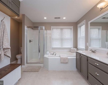 2049 Aquia Drive - Photo Thumbnail 24
