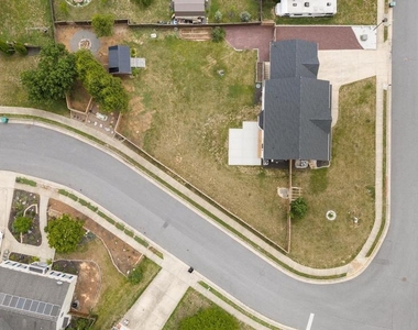 677 Dellinger Drive - Photo Thumbnail 46