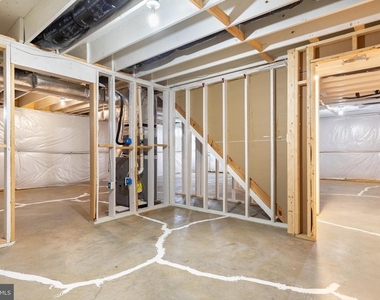 677 Dellinger Drive - Photo Thumbnail 26