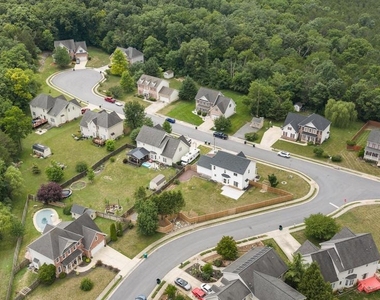 677 Dellinger Drive - Photo Thumbnail 47