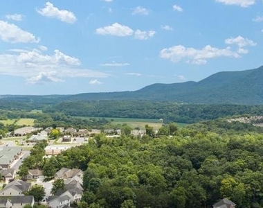 677 Dellinger Drive - Photo Thumbnail 45