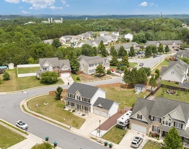 677 Dellinger Drive - Photo Thumbnail 42