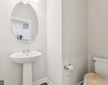 1697 Beech Leaf Street - Photo Thumbnail 12