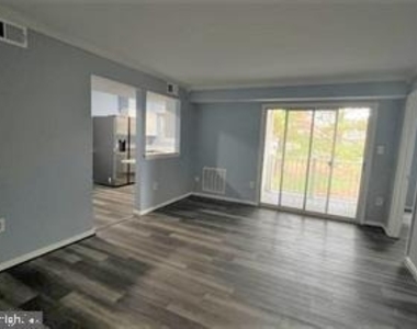2767 Bordeaux Place - Photo Thumbnail 6