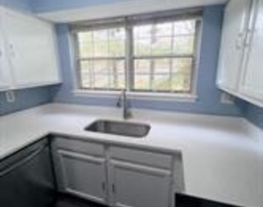 2767 Bordeaux Place - Photo Thumbnail 5
