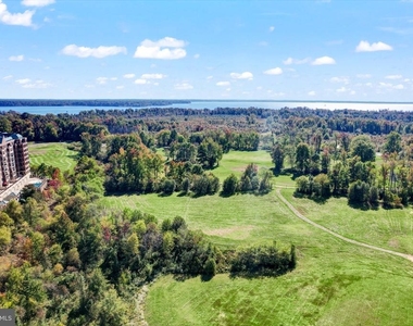 562 Marina Landing Lane - Photo Thumbnail 34