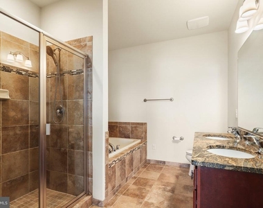 562 Marina Landing Lane - Photo Thumbnail 23