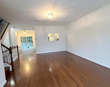 14066 Madrigal Drive - Photo Thumbnail 25