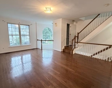 14066 Madrigal Drive - Photo Thumbnail 21