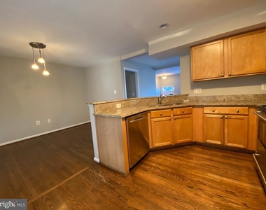 14299 Newbern Loop - Photo Thumbnail 6