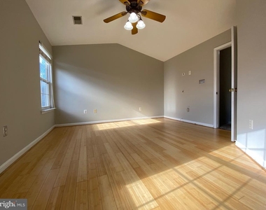 14299 Newbern Loop - Photo Thumbnail 14