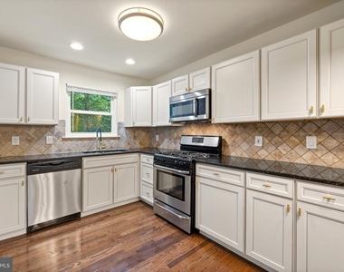 5256 Sudberry - Photo Thumbnail 23