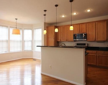 46140 Cecil Terrace - Photo Thumbnail 11