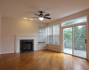 46140 Cecil Terrace - Photo Thumbnail 6