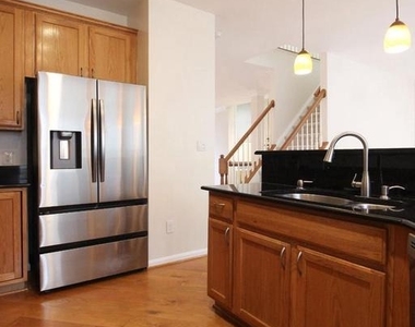 46140 Cecil Terrace - Photo Thumbnail 14