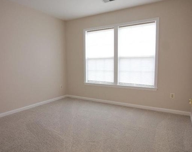 46140 Cecil Terrace - Photo Thumbnail 29