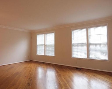 46140 Cecil Terrace - Photo Thumbnail 1